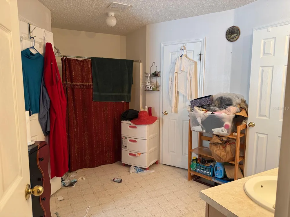 16 RED BARN DRIVE Palm Coast, FL 32164