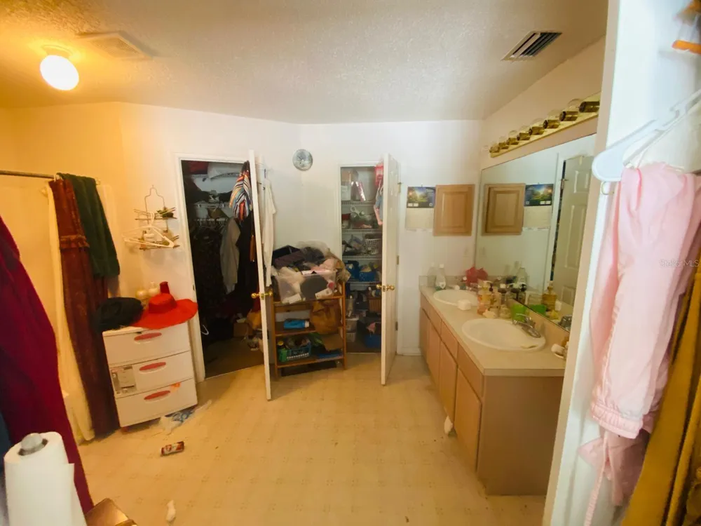 16 RED BARN DRIVE Palm Coast, FL 32164