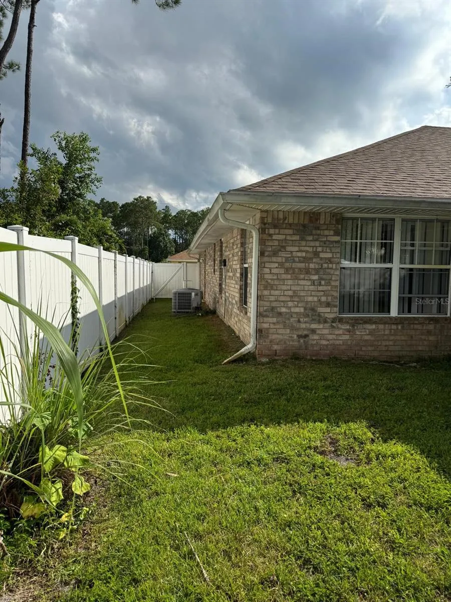16 RED BARN DRIVE Palm Coast, FL 32164