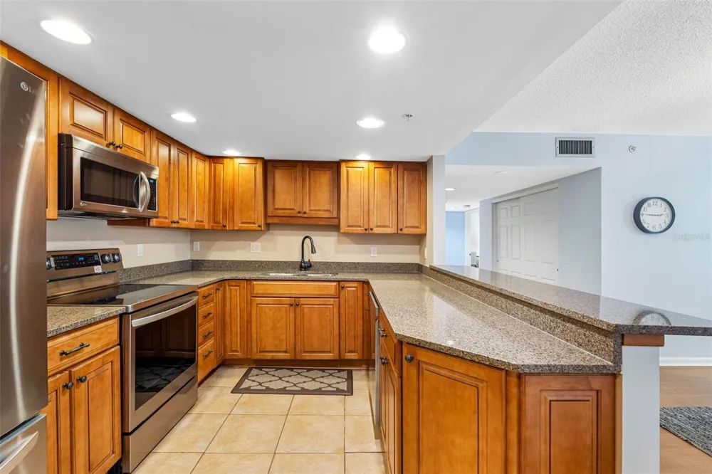 1480 GULF BOULEVARD #1011 Clearwater Beach, FL 33767