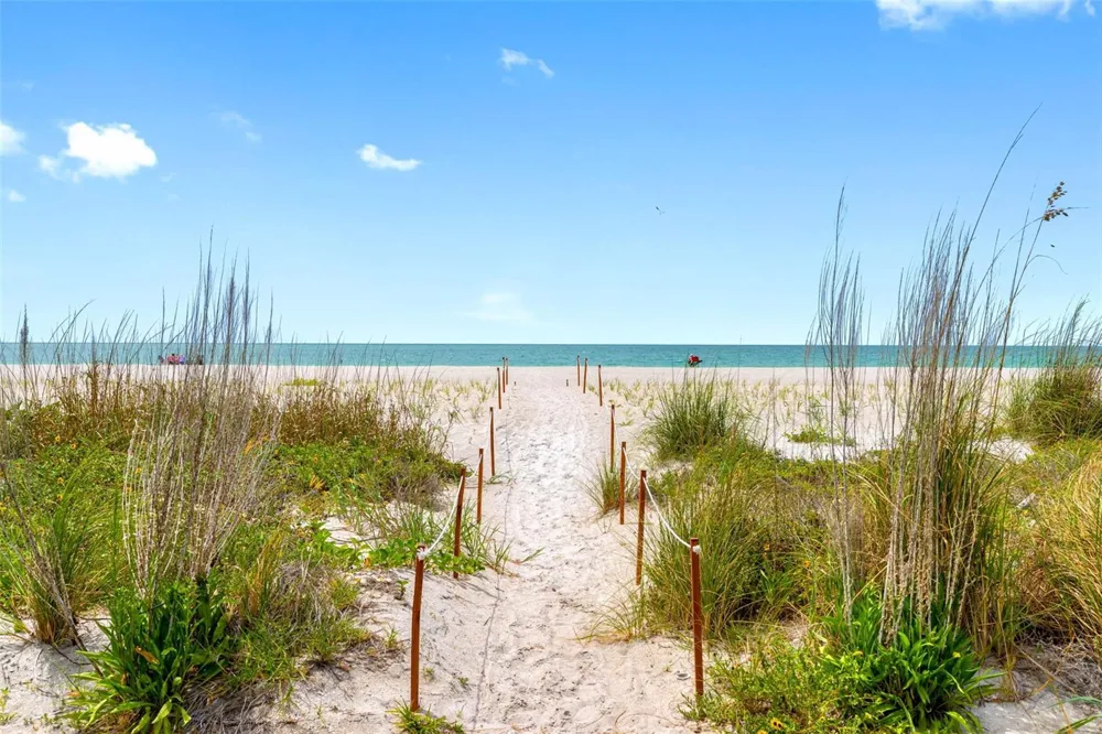 1480 GULF BOULEVARD #1011 Clearwater Beach, FL 33767