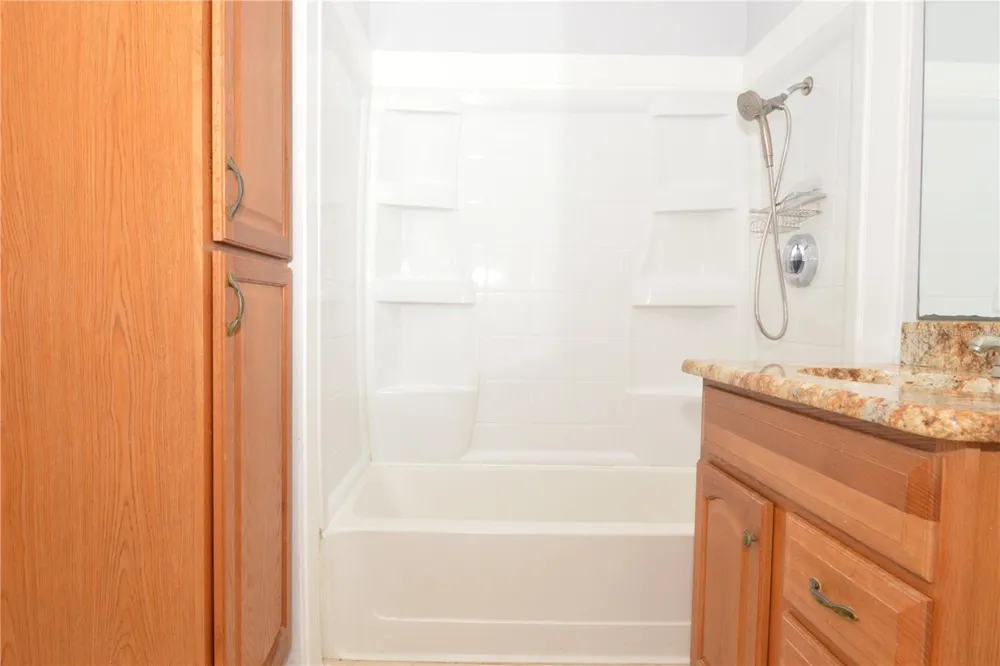 10263 GANDY BOULEVARD #205 St Petersburg, FL 33702