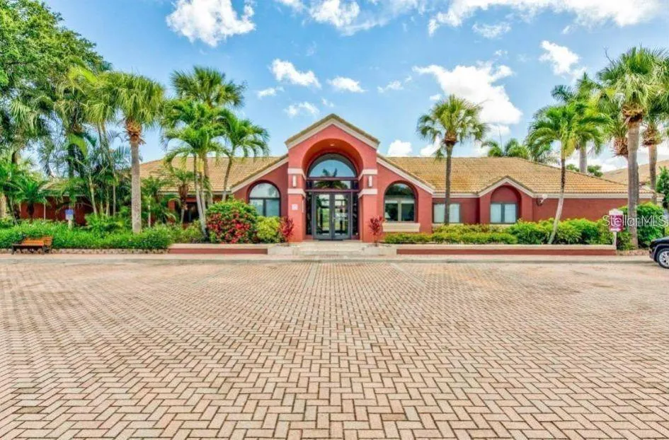 10263 GANDY BOULEVARD #205 St Petersburg, FL 33702