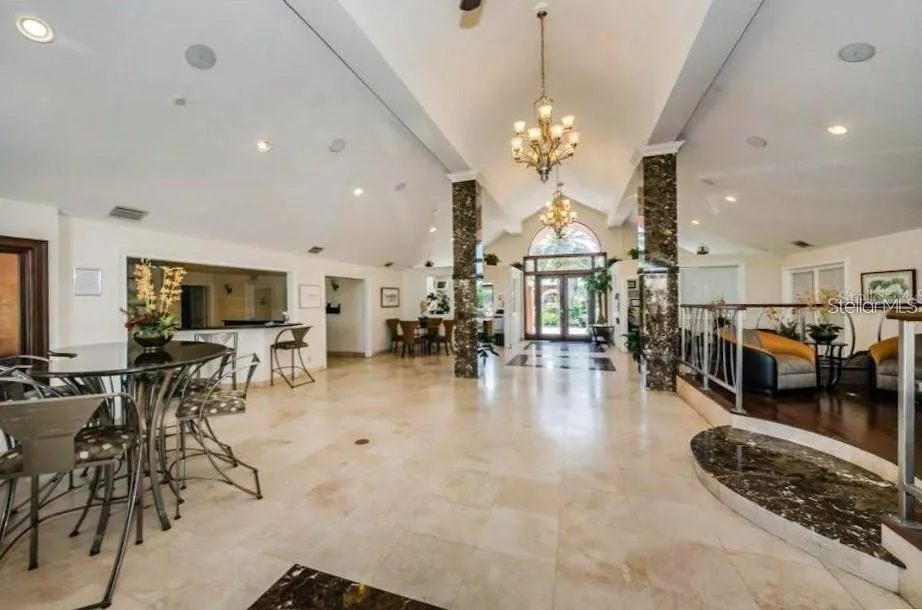 10263 GANDY BOULEVARD #205 St Petersburg, FL 33702