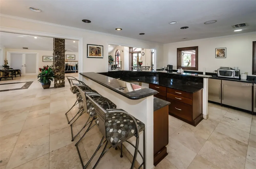 10263 GANDY BOULEVARD #205 St Petersburg, FL 33702