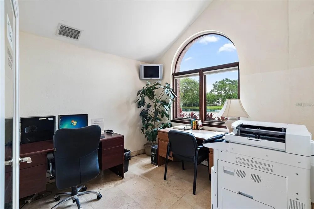10263 GANDY BOULEVARD #205 St Petersburg, FL 33702