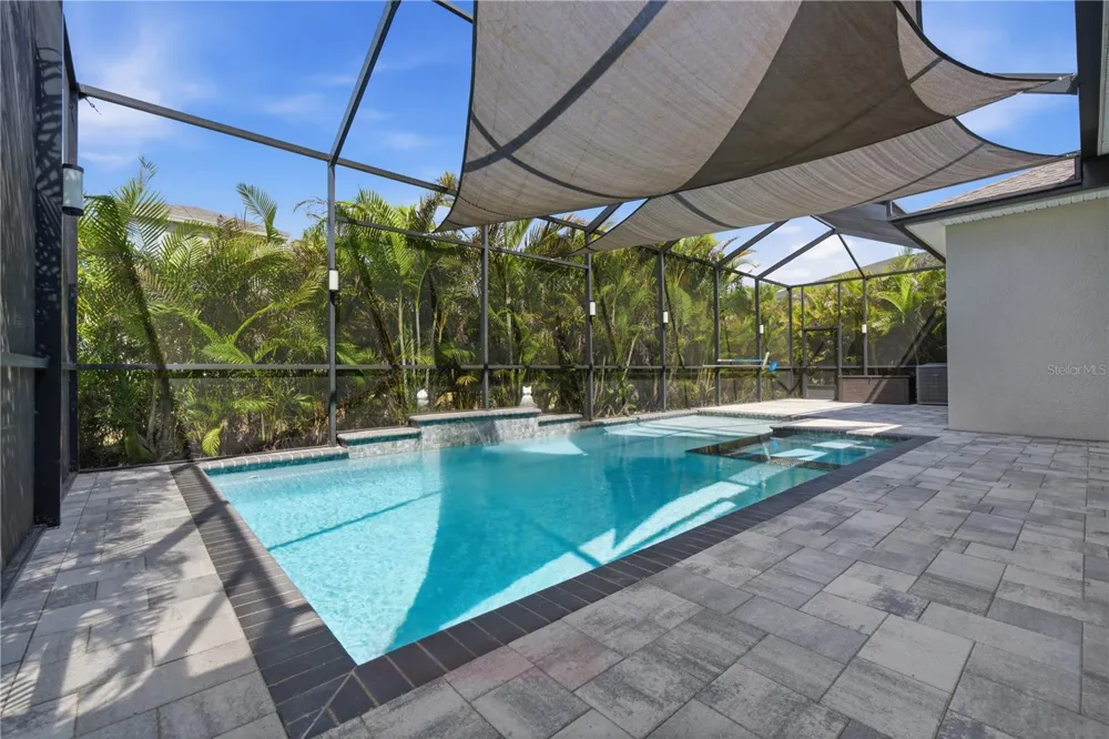 7720 PARADISO DRIVE Apollo Beach, FL 33572