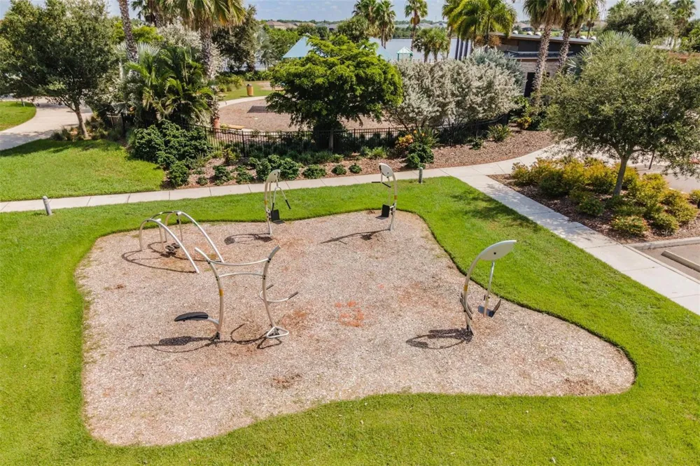 7720 PARADISO DRIVE Apollo Beach, FL 33572