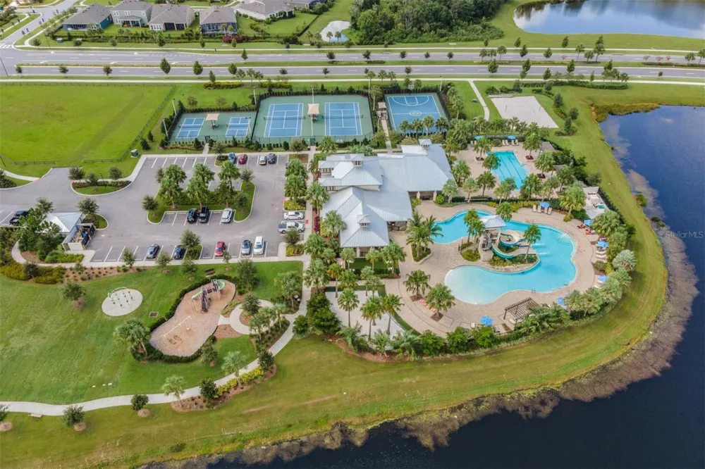 7720 PARADISO DRIVE Apollo Beach, FL 33572