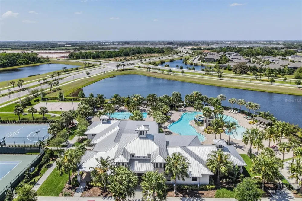 7720 PARADISO DRIVE Apollo Beach, FL 33572
