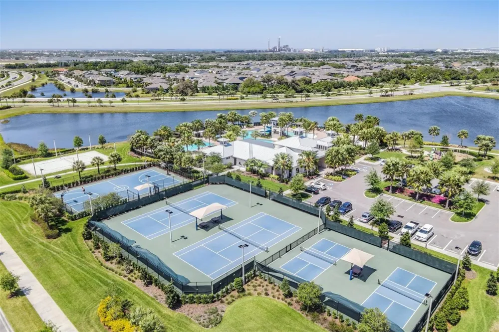 7720 PARADISO DRIVE Apollo Beach, FL 33572