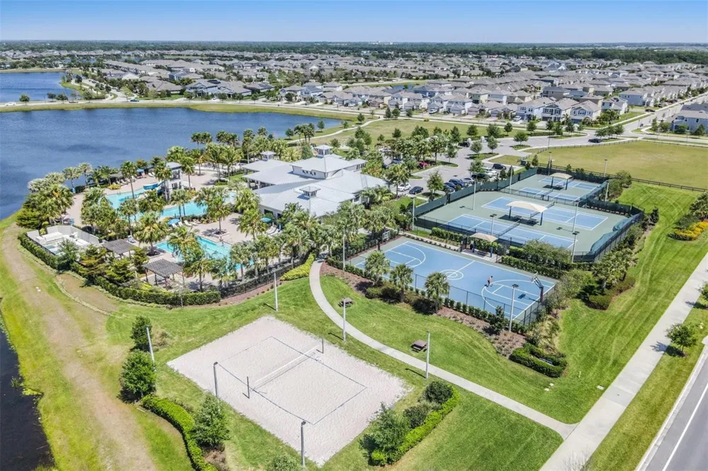 7720 PARADISO DRIVE Apollo Beach, FL 33572