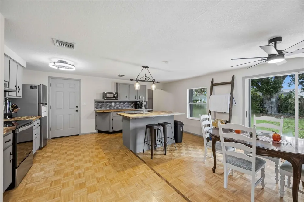 21298 MIDWAY BOULEVARD Port Charlotte, FL 33952