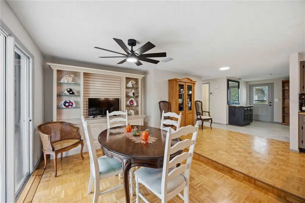 21298 MIDWAY BOULEVARD Port Charlotte, FL 33952