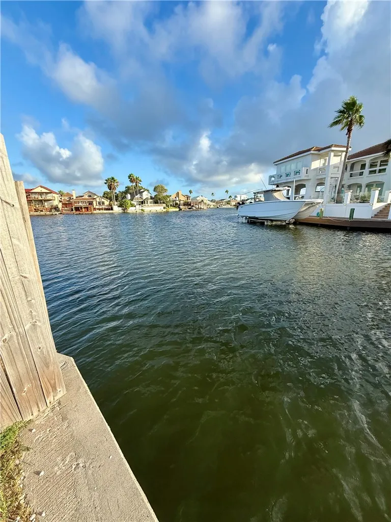 13806 Gunwale Drive Corpus Christi, TX 78418