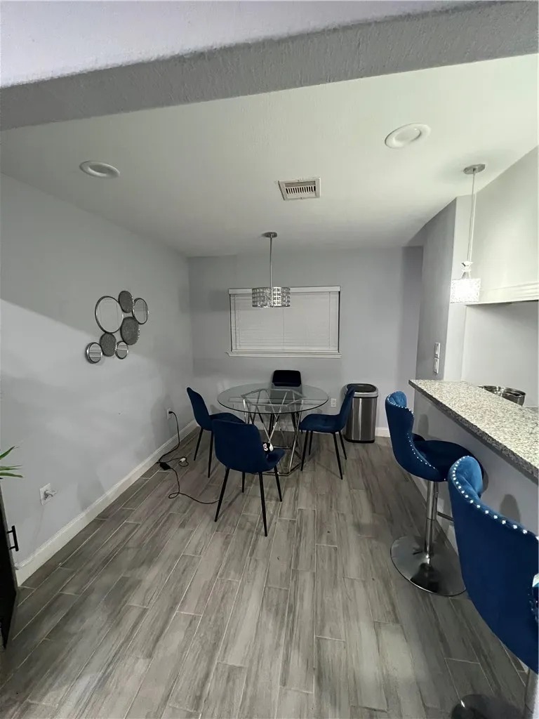 6501 Osprey Drive #A+B Houston, TX 77048