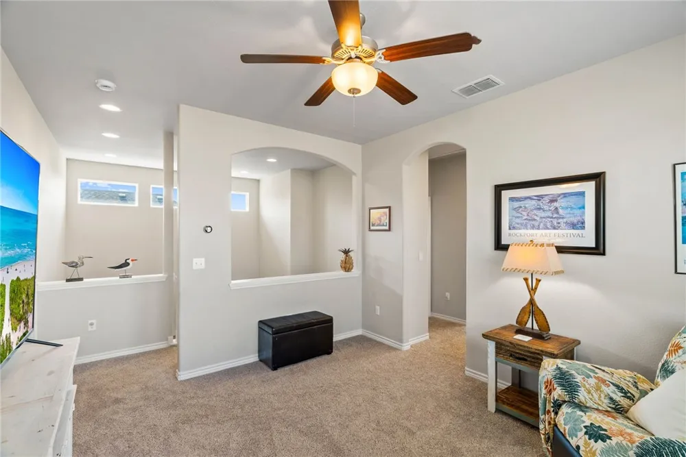 109 Shadow Moss Lane Rockport, TX 78382
