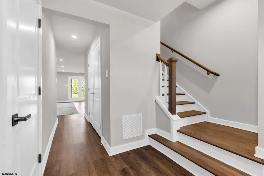 2605 Christina Ln Somers Point, NJ 08244