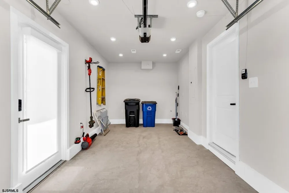 2605 Christina Ln Somers Point, NJ 08244