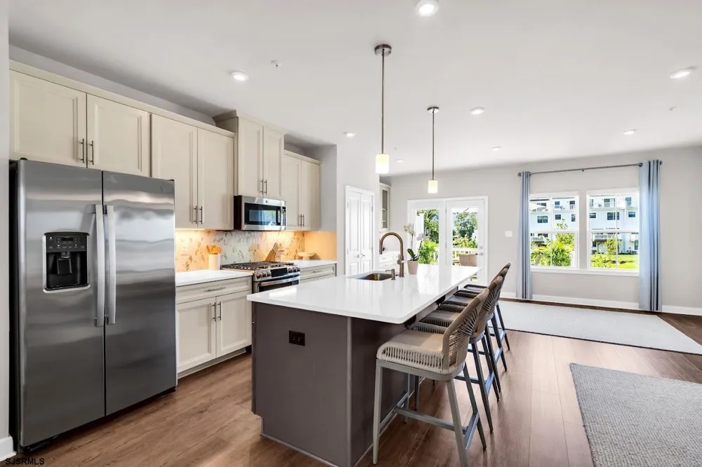 2605 Christina Ln Somers Point, NJ 08244