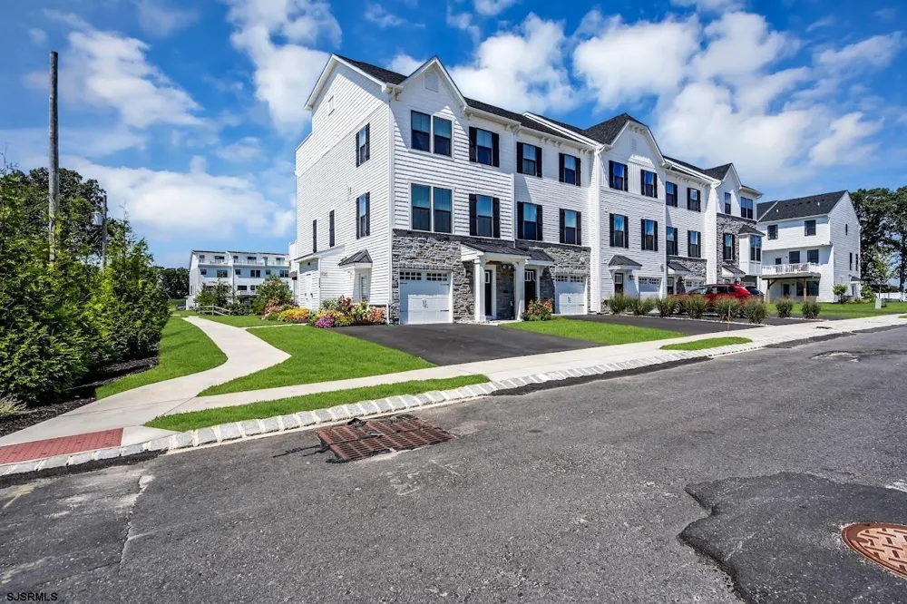 2605 Christina Ln Somers Point, NJ 08244