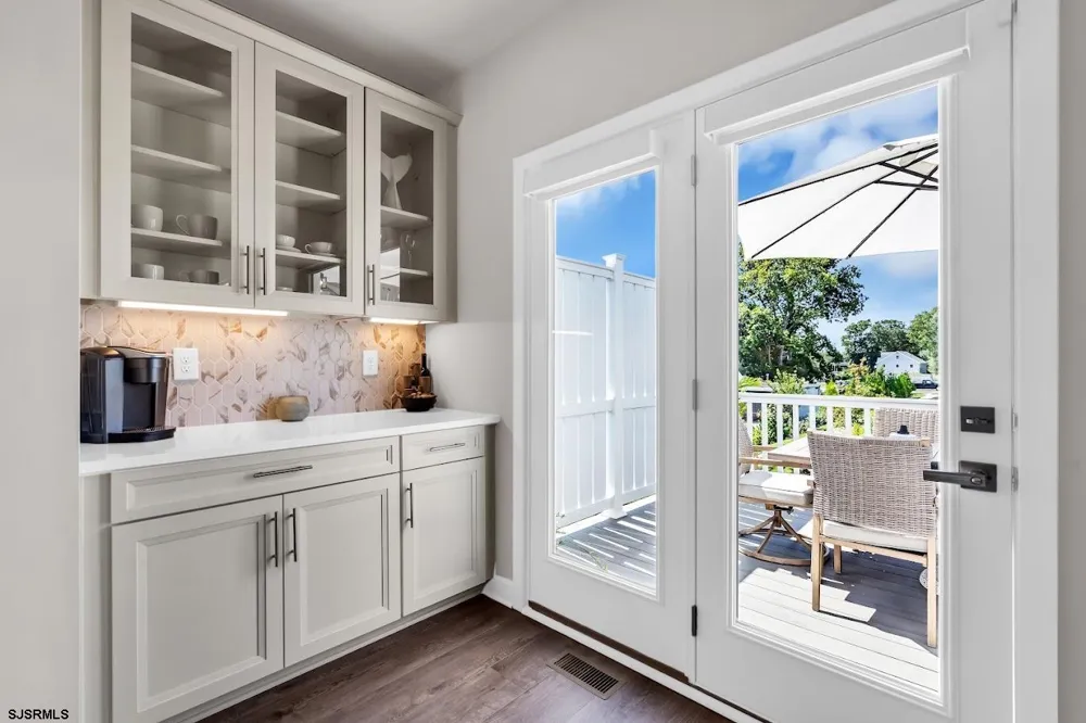 2605 Christina Ln Somers Point, NJ 08244