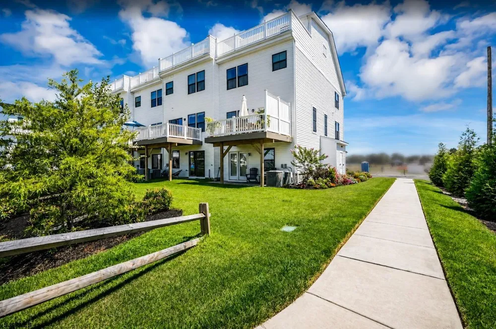 2605 Christina Ln Somers Point, NJ 08244