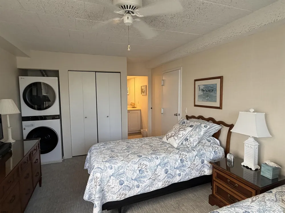 66 E 20th St. Unit 203 Avalon, NJ 08202