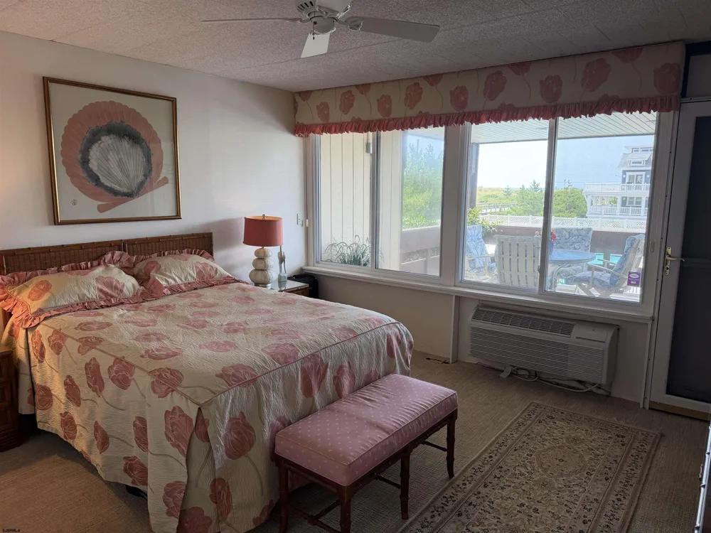 66 E 20th St. Unit 203 Avalon, NJ 08202