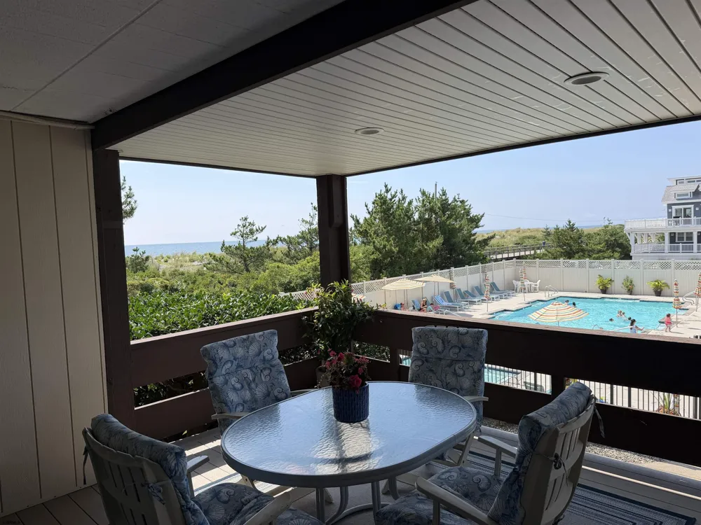 66 E 20th St. Unit 203 Avalon, NJ 08202
