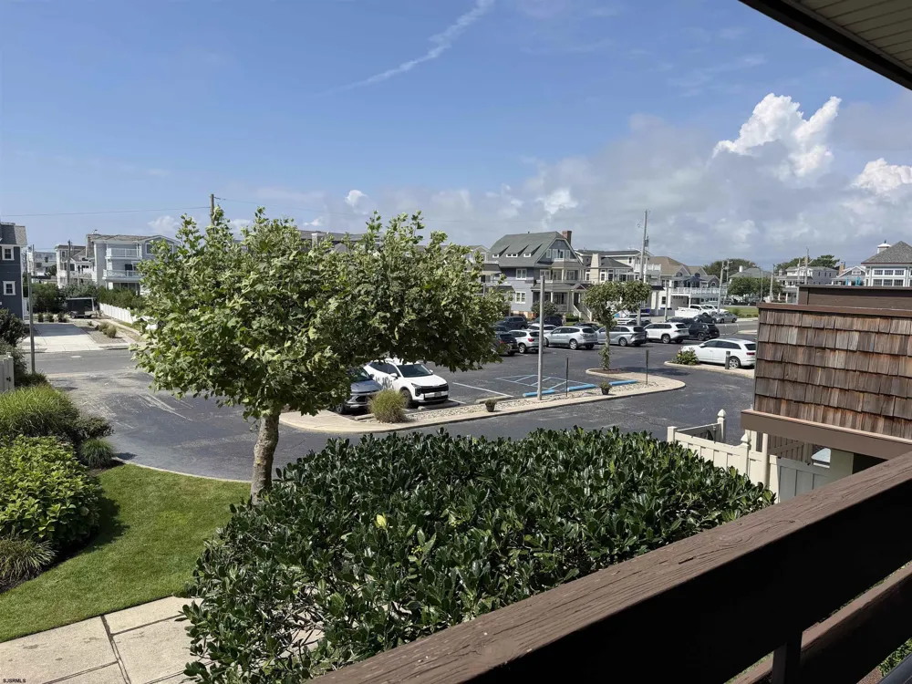 66 E 20th St. Unit 203 Avalon, NJ 08202