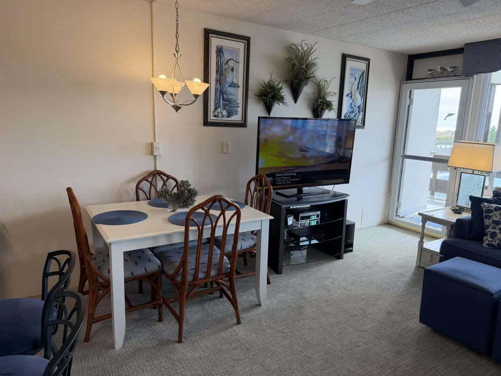 66 E 20th St. Unit 203 Avalon, NJ 08202