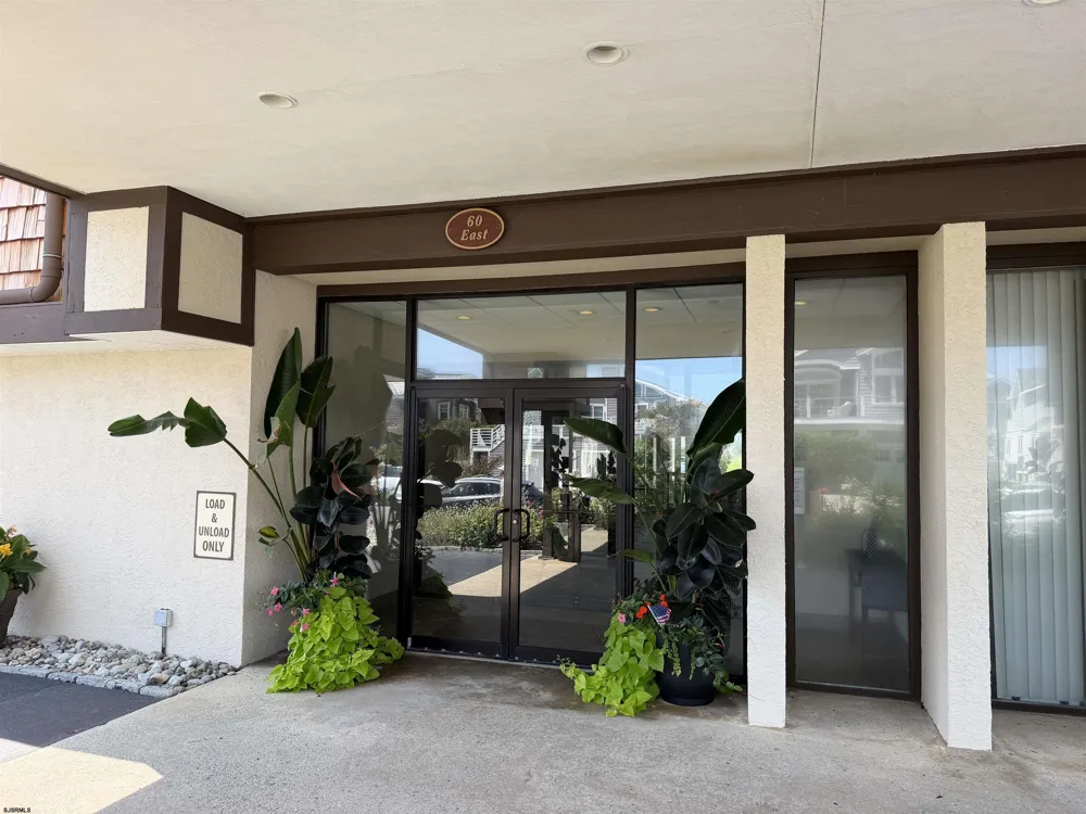66 E 20th St. Unit 203 Avalon, NJ 08202