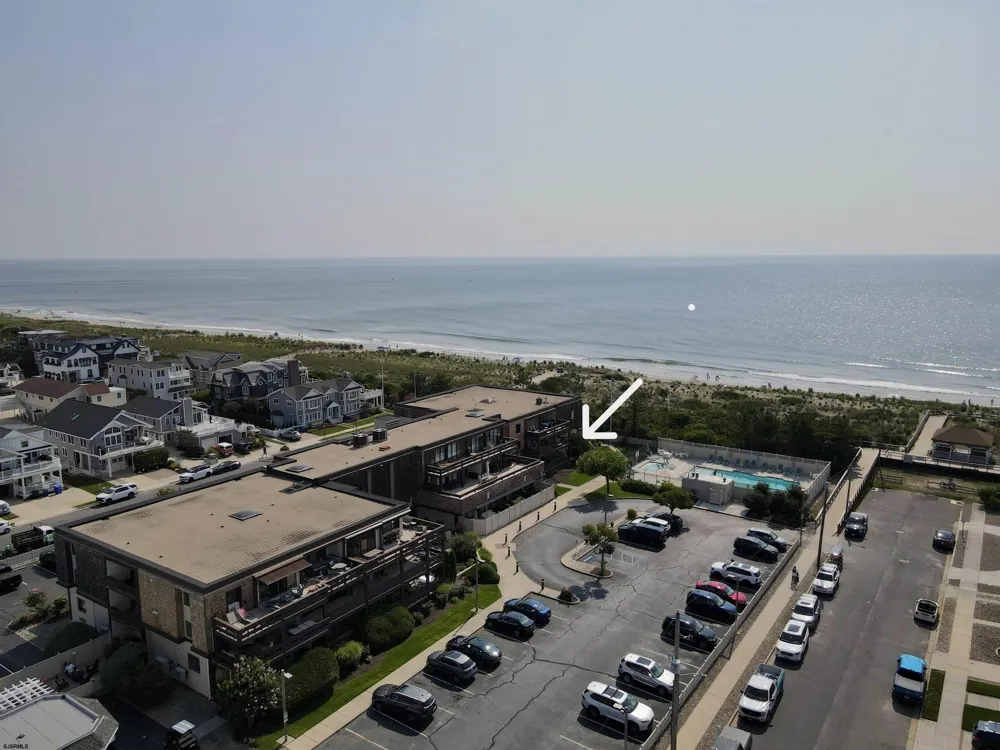 66 E 20th St. Unit 203 Avalon, NJ 08202