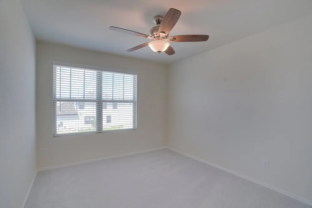 1109 Paradise Canyon Cove Jarrell, TX 76537