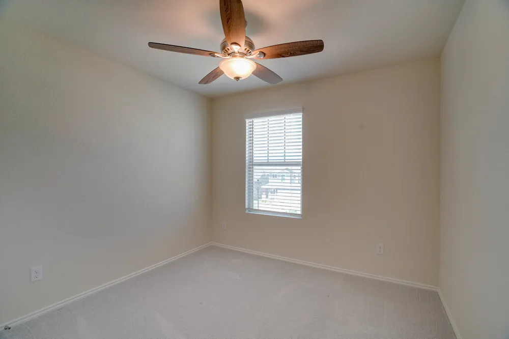 1109 Paradise Canyon Cove Jarrell, TX 76537