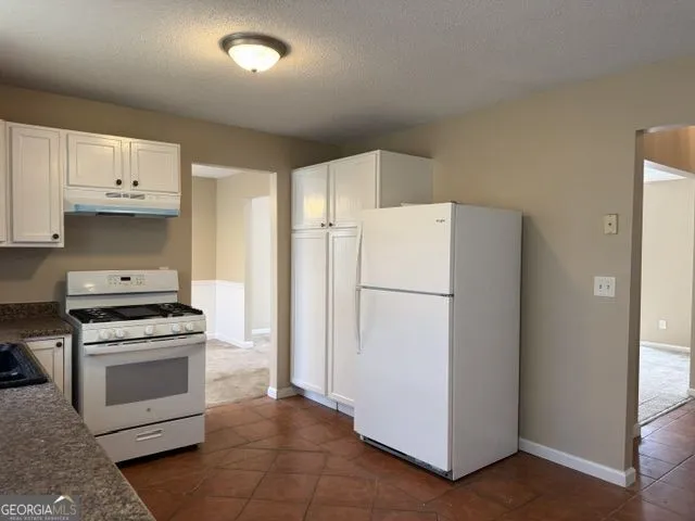 878 Asbury TRL Lithonia, GA 30058