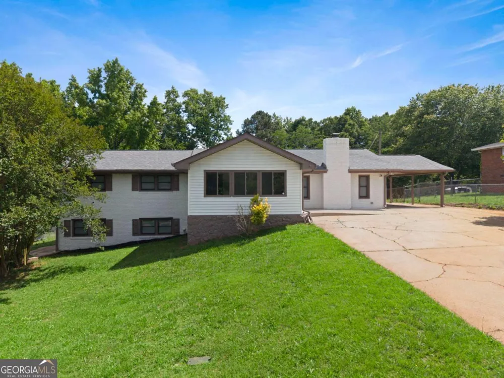 6684 Birch RD Winston, GA 30187