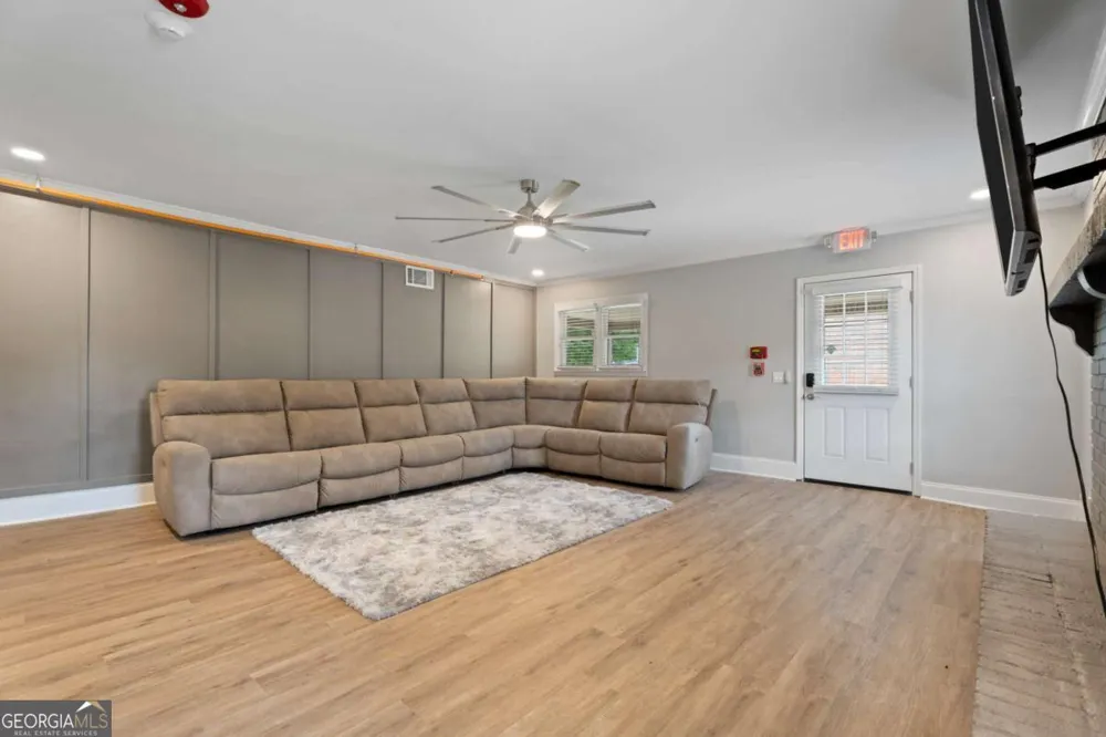 6684 Birch RD Winston, GA 30187
