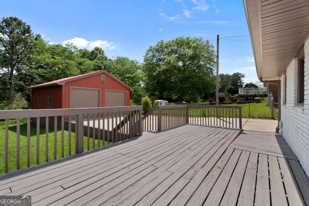 6684 Birch RD Winston, GA 30187