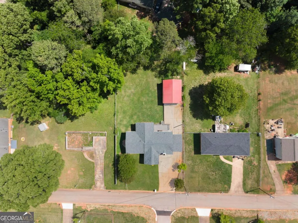 6684 Birch RD Winston, GA 30187