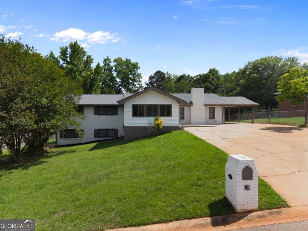 6684 Birch RD Winston, GA 30187