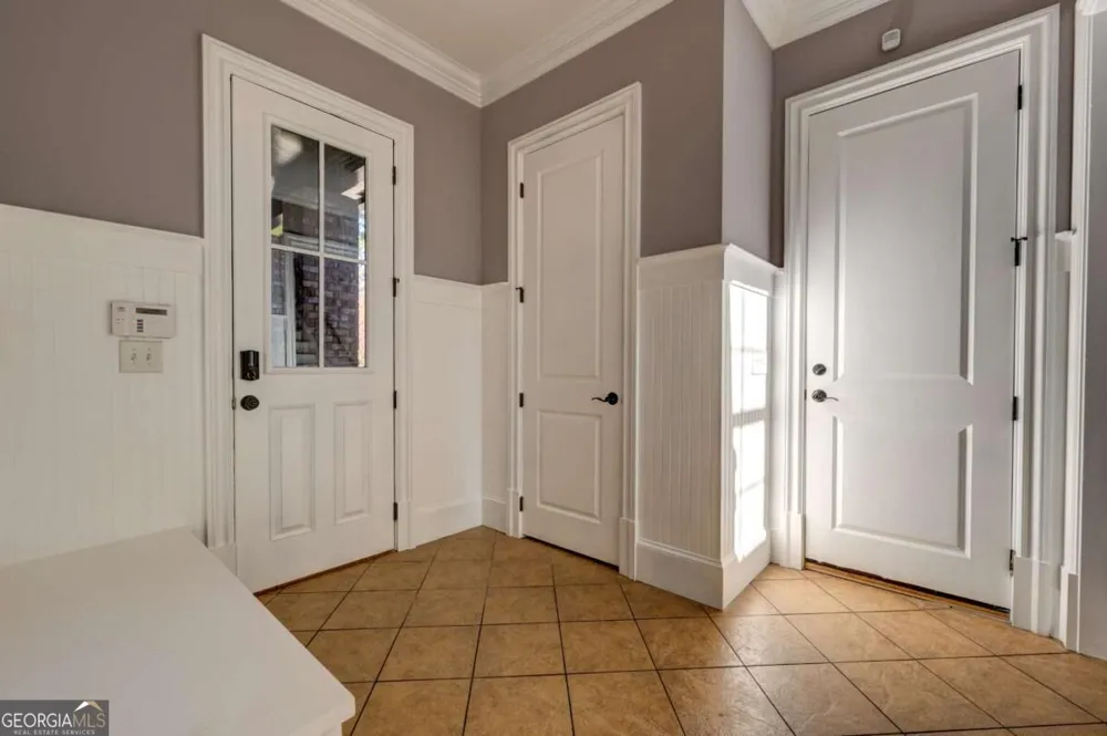 1049 Highland Villag Mableton, GA 30126