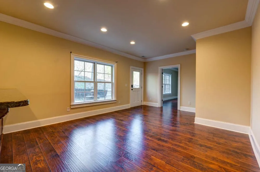 1049 Highland Villag Mableton, GA 30126