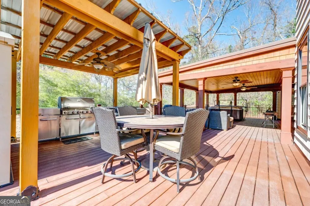 1049 Highland Villag Mableton, GA 30126