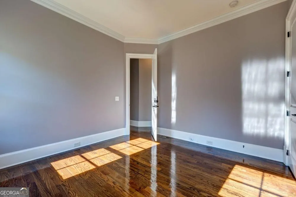 1049 Highland Villag Mableton, GA 30126