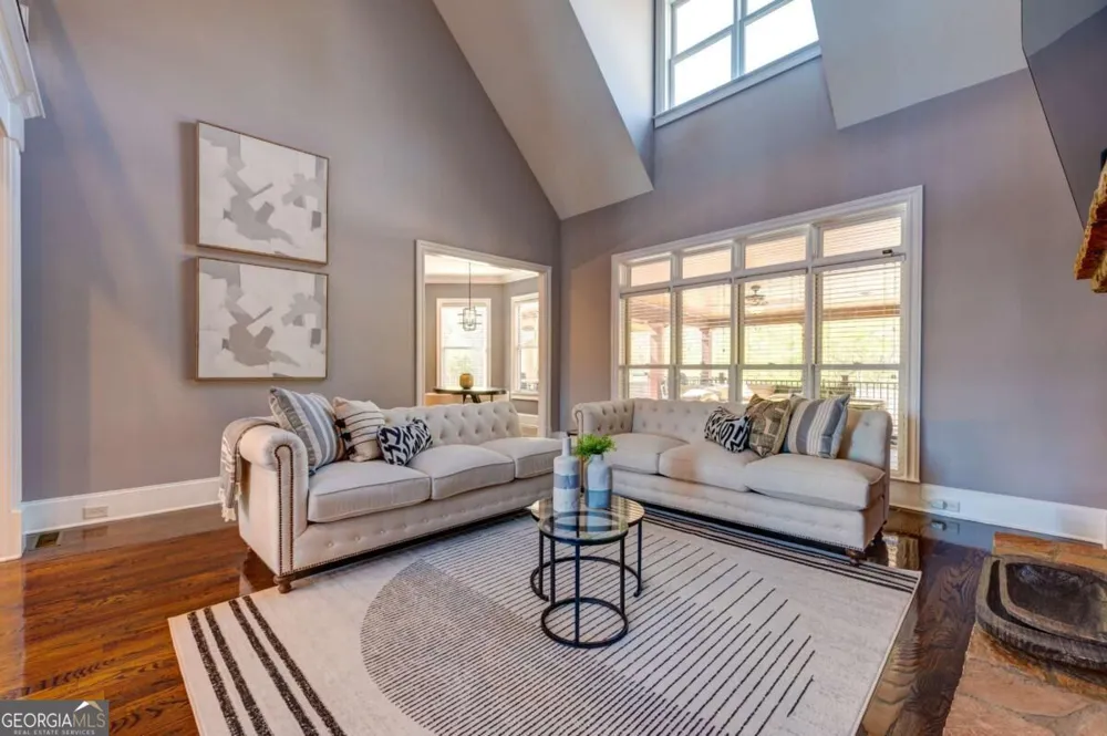 1049 Highland Villag Mableton, GA 30126