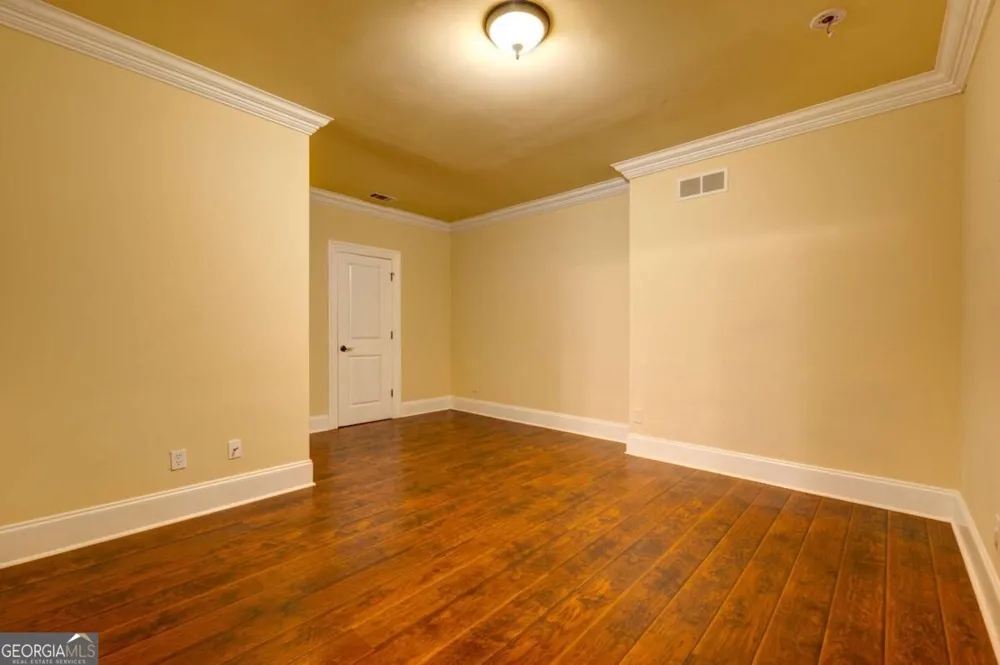 1049 Highland Villag Mableton, GA 30126