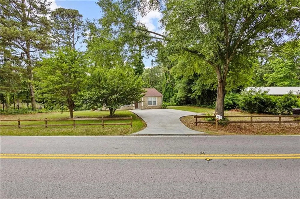4348 Midway Road Douglasville, GA 30134