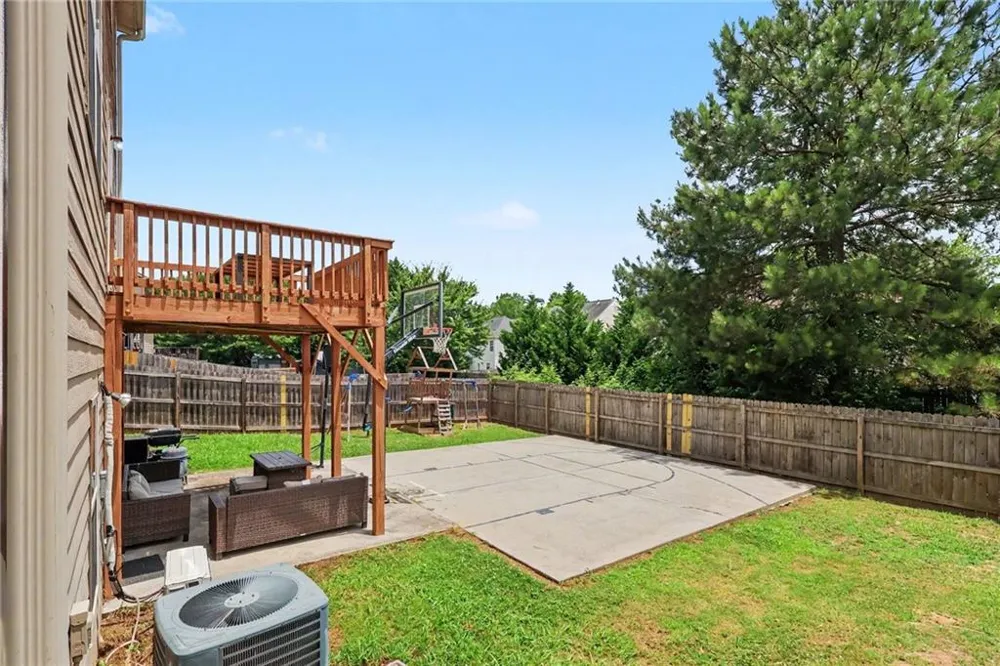 4159 Elm Trace Drive Loganville, GA 30052